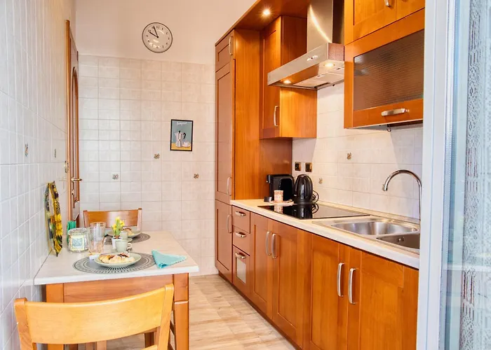 アパート Pigneto84 *